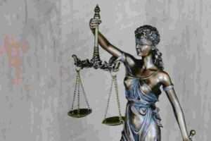 Expert Mahila Court Lawyers in Chennai | Legal Aid for Men and Women